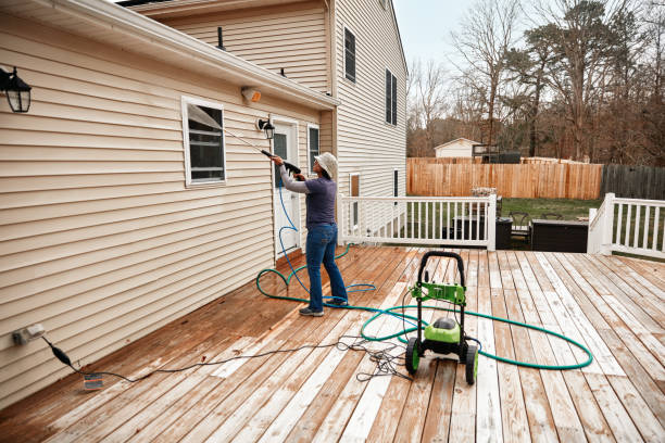 Best Garage Pressure Washing  in Hartford, CT